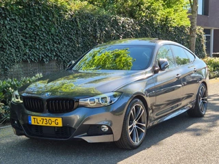 BMW 3-serie Gran Turismo GT M Sport OPTIES Panorama CarPlay Adaptieve Cruise Elek. Trekhaak Camera 2e Eigenaar 320i High Executive