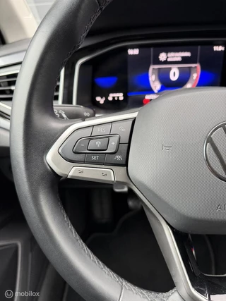 Volkswagen Polo 1.0 TSI Style VOL! CLIMA*ADABCR*PDC*CARPLAY*IQLICHGTS* / 35
