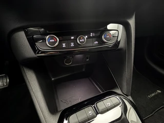 Opel Corsa-e Electric 50 kWh 3-Fase SOH 96,5% Snellaadvermogen 100KW | Carplay&Android | Stuurverwarming / 10
