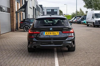 BMW 3-serie Touring 330e M-Sport, Pano, Leder, Laser / 6