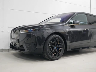 BMW iX xDrive40 Skylounge CoPilot | Elektr. Trekhaak | Harman Kardon / 36