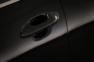 Kia Stonic 1.0 T-GDi MHEV GT-Line | LEDER | STUURVERWARMING | DAB | APPLE | CAMERA / 19