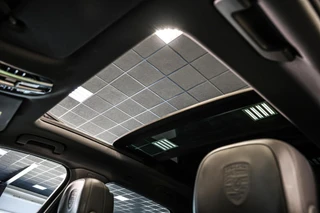 Porsche Cayenne 3.0 E-Hybrid|Pasm|Innodrive|PASM|PDLS+|Chrono / 31