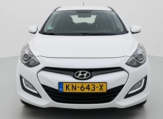 Hyundai i30 1.4 i-Drive / 7