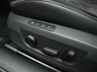 Škoda Superb 1.4 TSI iV Sportline Business Trekhaak | Navi | Camera | Sfeer / 19