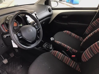 Citroën C1 1.0 VTi Shine Achteruitrijcamera | Navi | Airco / 18