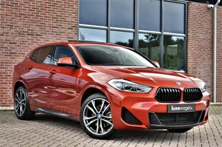 BMW X2 xDrive25e M-Sport  | Pano | HUD | Sunset orange | 19 inch | Camera / 20