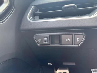 Kia K4 Sportswagon 1.0 T-GDi MHEV GT-Line Launch Edition (pano) Dodehoekassistentie | Kruisend verkeersassistentie achter | Uitstapwaarschuwing | Stoel + stuurwielverwarming / 23