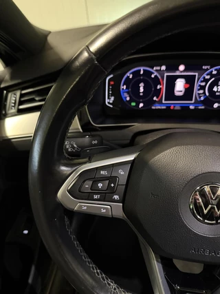Volkswagen Passat 1.6 TDI R-line Pano Virtual Trekhaak NAP / 15