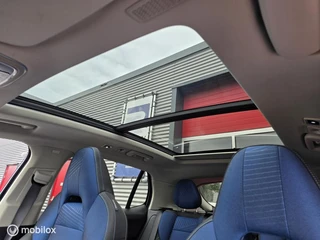 Lynk & Co 01 - 1.5 261PK Plug-in Hybrid, Pano, 360 Camera , Apple Carplay✅NL AUTO / 42