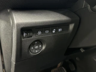 Citroen Ë-C4 Feel Pack 50 kWh SOH 89,6% CARPLAY CAMERA NAVI CRUISE ECC LM. / 19
