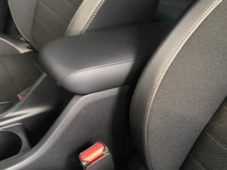 Honda Jazz 1.5 e:HEV Advance Crosstar automaat uit 2025  Rijklaar + fabrieksgarantie Henk Jongen Auto's in Helmond,  al 50 jaar service zoals 't hoort! / 31