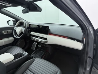 Kia EV4 Fastback GT-PlusLine 81.4 kWh  FULL OPTIONS - *DEMO* - Head-up Display - 360 Camera - Stoelverwarming/ventilatie - Glazen Schuif-/kanteldak - Elektrisch verstelbare voorstoelen - Dodehoekcamera - Fabrieksgarantie tot 2032 Direct leverbaar! / 40