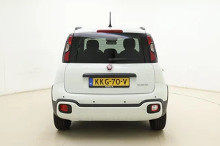 Fiat Panda 1.0 Hybrid Pandina Cross | DEMO | Tot 8 jaar garantie | Airco | Apple Carplay/Android Auto | Bluetooth | Cruise control | DAB+ | Lichtmetalen velgen | Parkeersensoren | Hoge zit / 12