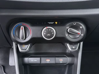 Kia Picanto 1.0 DPI DynamicLine  - Cruise Control - Navigatie - Airco - Achteruitrijcamera - Apple Carplay / Android Auto - Fabrieksgarantie tot 07-2032 - / 31