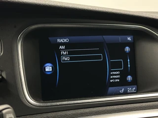 Volvo V40 1.6 T3 Summum  PANO LEER CAMERA NAVIGATIE ECC CRUISE LM. / 36