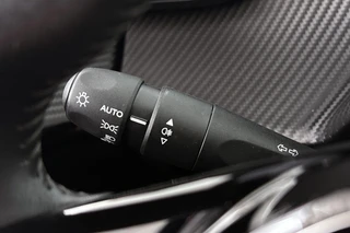 Peugeot 208 1.2 PureTech Allure Pack Keyless Adaptieve Cruise Stoelverwarming / 36