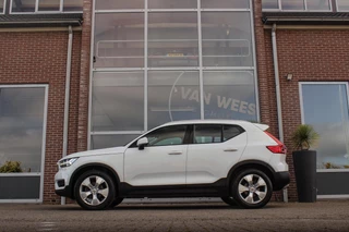 Volvo XC40 1.5 T3 Momentum Pro | 1e eigenaar | NL auto | Inc btw | Cruise control | Climate control | LED | Navigatie | Bluetooth | 18 inch | Trekhaak | Half leer | 163 pk / 7