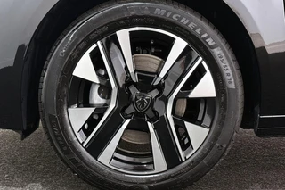 Peugeot 208 1.2 Hybrid 110 e-DCS6 Allure 2+6 jaar garantie / 20