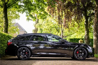 Audi A6 Avant 55 TFSI e Quattro S Line  Full Black Matrix Led Panorama 21" ACC Trekhaak / 15