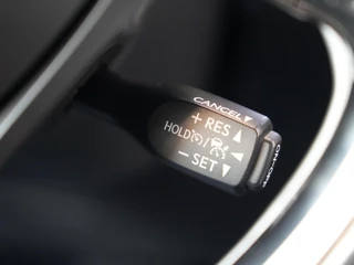 Toyota C-HR 1.8 Hybrid Executive ✅All Season✅Navi✅Dodehoek✅Camera✅Stoelverwarm.✅Keyless✅Cruise✅Clima✅ / 20