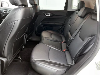 Jeep COMPASS 1.5T e-Hybrid Upland Automaat | Adaptive Cruise | Stoelverwarming/verkoeling | Camera | Leder | Parkeersensoren | BTW / 30
