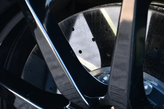 Aston Martin V8 Vantage 4.0 Carbon-ext | Ceramic-brakes | 26dkm / 17