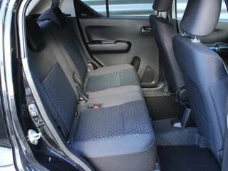 Suzuki Ignis 1.2 Smart Hybrid Style CVT Automaat All-Seasonbanden, Navigatie, Cruise en Climate Control, Stoelverwarming, Achteruitrijcamera / 37