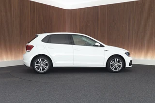Volkswagen Polo 1.0 TSI 95pk DSG R-Line Highline Camera Parkeersensor Climate Control Adaptive Cruise / 9