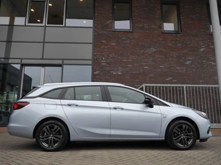 Opel Astra Sports Tourer 1.2 Edition 2020 130pk | Stoel en stuurverwarming | Trekhaak | Lichtmetalen velgen | Navigatie | 130PK | Airco / 2
