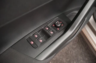 Volkswagen Polo 1.0 TSI 95pk R-Line Highline Virtual Cockpit Navigatie Adaptive Cruise Clima / 13