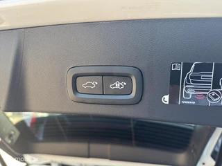 Volvo XC40 1.5 T5 Recharge R-design Inscription Expression / 33