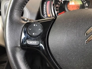 Citroën C1 1.0 VTi Shine Achteruitrijcamera | Navi | Airco / 10