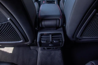 Audi Q3 Sportback 45 TFSIe 3x S-Line, VOL, Pano, Leder,SONOS / 24