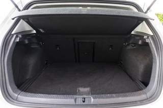 Volkswagen Golf 1.0 TSI Comfortline  | Carplay | ACC | Stoel verw. / 39