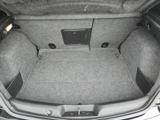 Alfa Romeo Giulietta 1.4 T SPORTIVA AUTOMAAT  Cruise Control | Clima | Parkeersensoren / 12