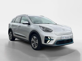 Kia e-Niro DynamicPlusLine 64 kWh | Elektrisch schuifdak | Keyless entry | Stoelverwarming / 7