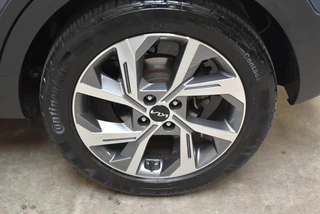 KIA Stonic 1.0 T-GDi MHEV 100pk GT-PlusLine / 36