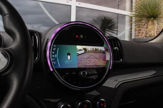 MINI Countryman 1.5 Cooper Essential | 1e eigenaar | NL auto | Driving Assistant | Camera | Sportstuur | Keyless entry | Stoelverwarming | LED | Carplay | DAB | Navigatie | PDC / 27