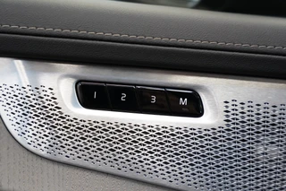 Volvo XC90 2.0 T8 Plug-in hybrid AWD Ultra Dark  Panoramadak Bowers & Wilkins Leder Memory 360 Camera 7 Persoons / 14