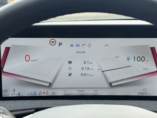 Kia EV6 77.4 kWh  | Afn. Trekhaak | SOH 100% | Half Leder | Adapt. Cruise | Stoel- en stuurverwarming | Apple/Android / 80