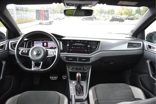 Volkswagen Polo 2.0 TSI GTI Executive 200 pk  | Keyless | Pano | Camera | Carplay | DAB | Virtual cockpit | Full LED | LM 18" | Netjes / 16