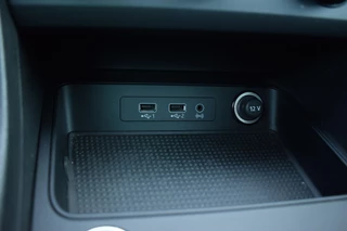 SEAT Ateca 1.0 EcoTSI Style Business Intense | Trekhaak | Apple CarPlay | Camera | Climate / 16