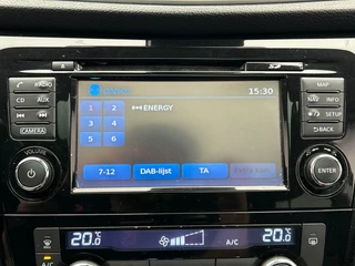 Nissan Qashqai 1.2 N-Connecta | Panoramadak | Navigatie | 360 camera | Stoel Verwarming | Cruise/Control | Climate/Control | / 27