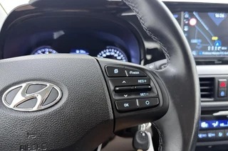 Hyundai i10 1.0 Premium | Camera | Parkeersensoren | Climate control | Weinig kilometers | Cruise control | DAB Radio / 20