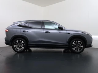 MG HS 1.5 TGDI Luxury PHEV PLUG-IN HYBRIDE | 272PK NIEUWE AUTO | >1.000 KM TOTAAL BEREIK | 1E REGISTRATIE 03-2026 | 360° CAMERA | ELEKTRISCHE ACHTERKLEP | 7 JAAR MG GARANTIE T/M 2033 | APPLE CARPLAY | ANDROID AUTO | STOELVERWARMING | FULL LED | ELEKTRISCHE STOELEN / 10