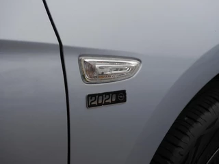 Opel Astra Sports Tourer 1.2 Edition 2020 130pk | Stoel en stuurverwarming | Trekhaak | Lichtmetalen velgen | Navigatie | 130PK | Airco / 32