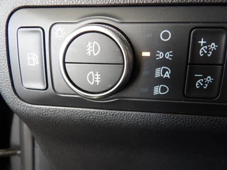 Ford Kuga 2.5 PHEV e-CVT 225pk Titanium / 21
