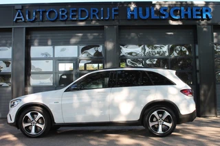 Mercedes-Benz GLC 300E 4Matic BNS SOL. AMG / 6