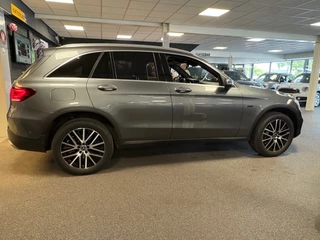 Mercedes-Benz GLC-klasse 300e 4MATIC Premium Plus / trekhaak / sfeer verlichting / panorama-dak / virtual / 12